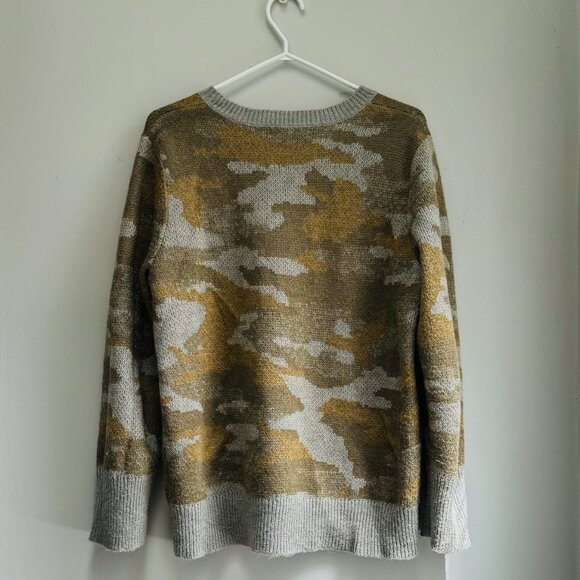 Banana Republic Camo Sweater Wool Blend W L - Picture 6 of 8